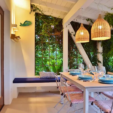 Karly Ferienhaus Castiadas